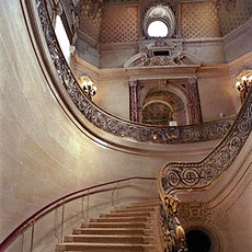 L’escalier d’honneur au château de Chantilly.