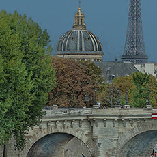 Pont-neuf, Quai de l’Horloge and the eastern tip of île de la Cité seen from the Right Bank. 