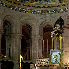 L’intérieur de la basilique Sacré-Cœur.