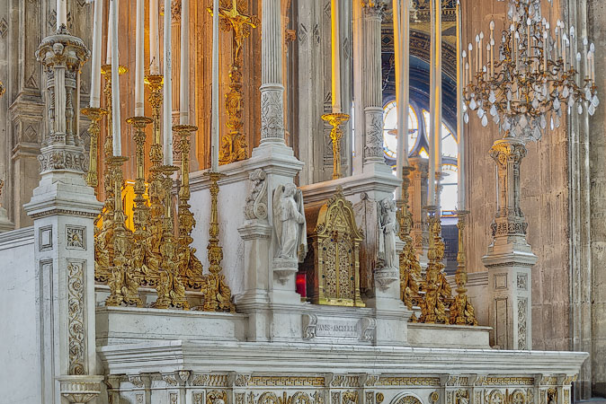 Le maître-autel de l’église Saint-Eustache