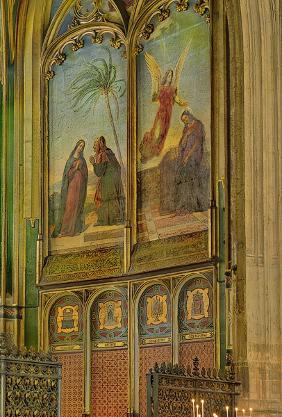 Murals in église Saint-Gervais’ Lady Chapel.