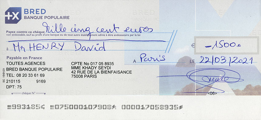 Un chèque en bois de 1.500€ envoyé par Full Frame Production.