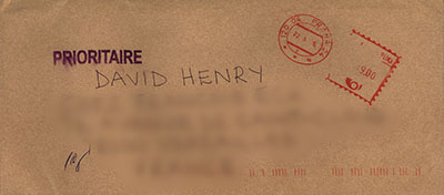 The envelope in which a counterfeit check was sent by a scammer.